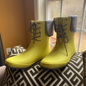 Rain boots